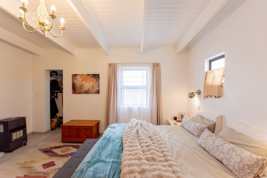 7 Bedroom Property for Sale in Paternoster Western Cape